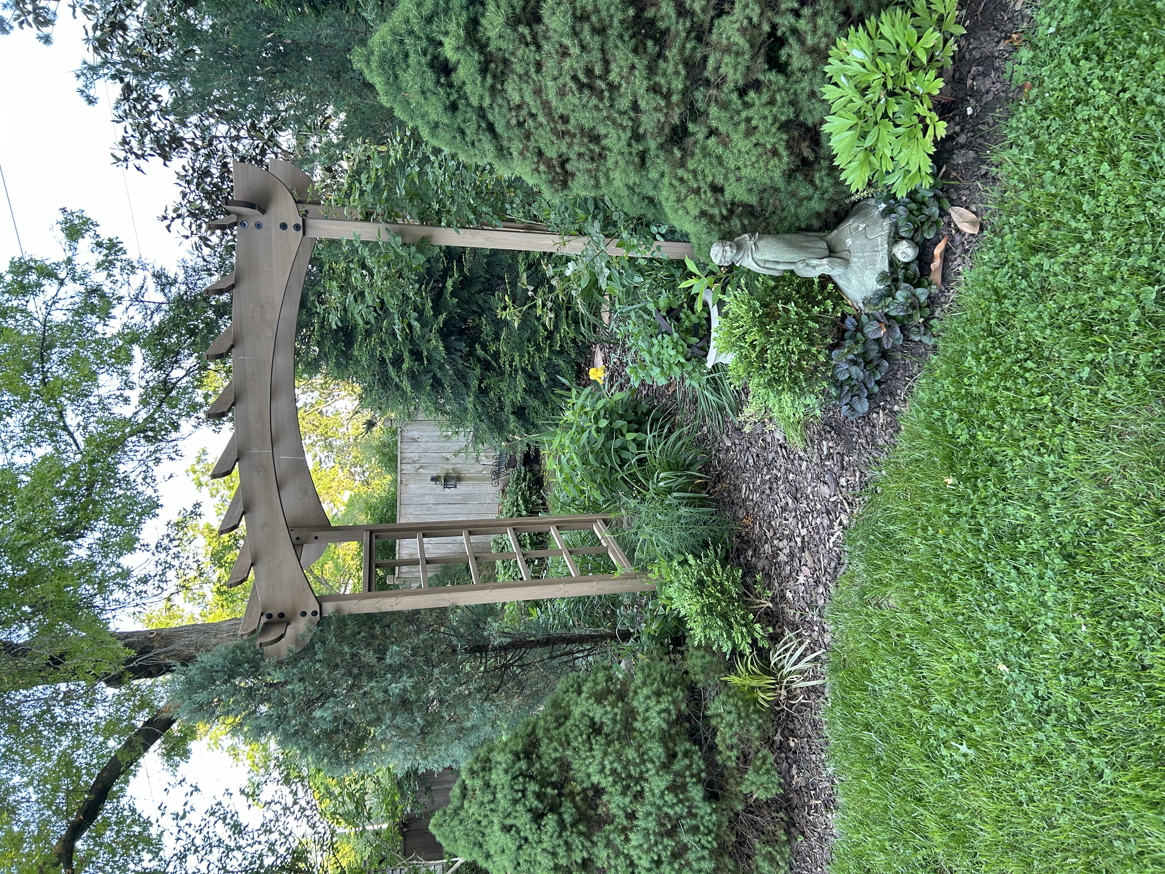Flower and Plant Bed Construction & Edging